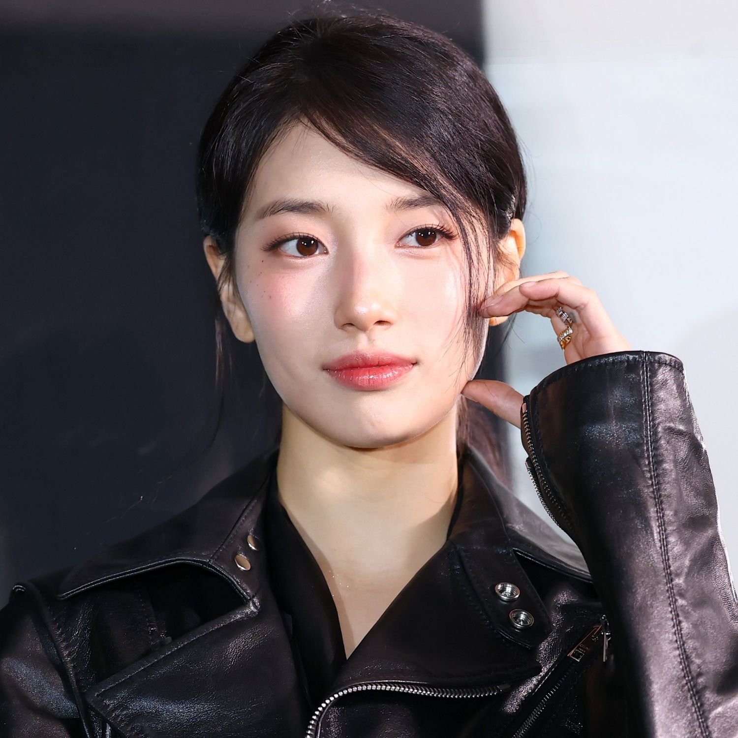 Behind-the-scenes cut of Bae Suzy