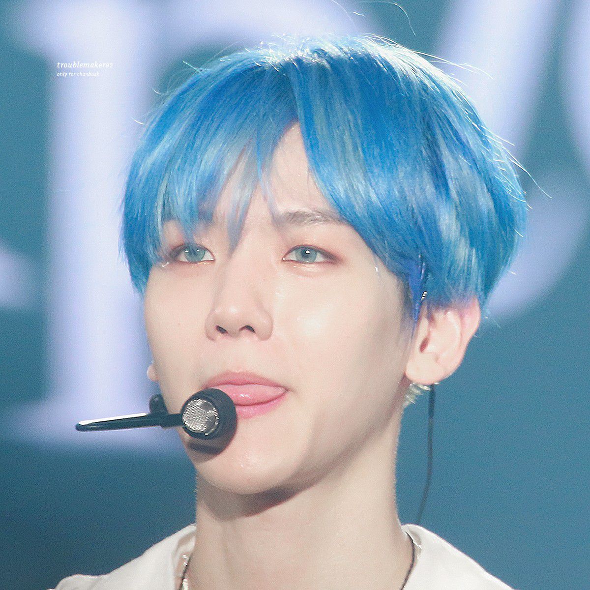 粉絲拍下的都暻秀 (D.O.)瞬間