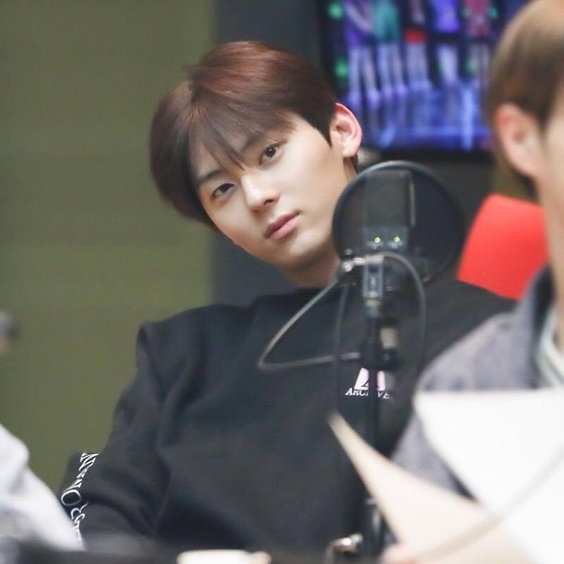 Latest photo of Hwang Minhyun