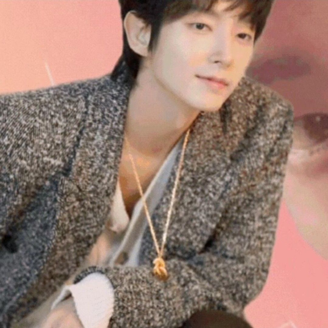 Latest photo of Lee Joongi