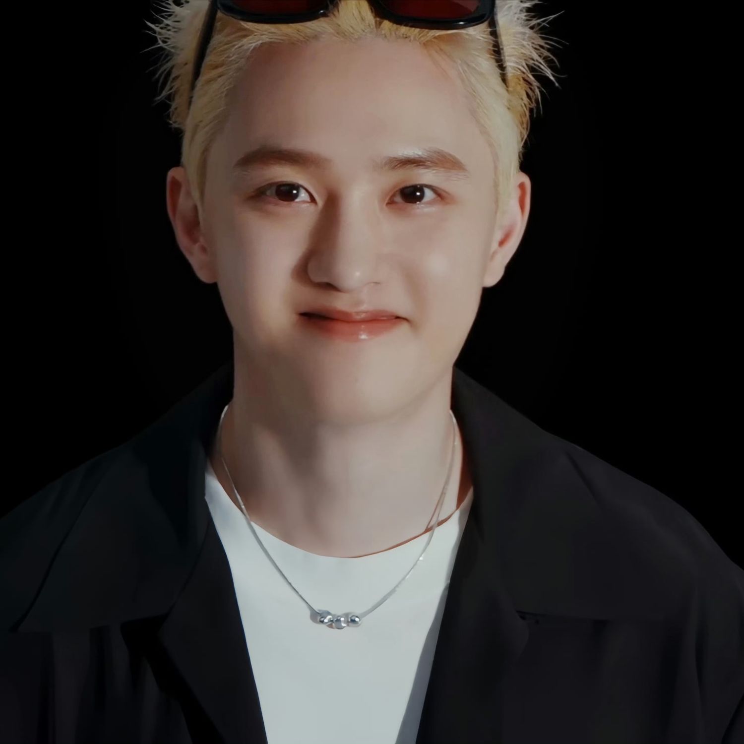 Cuplikan di balik layar dari Doh Kyungsoo (D.O.)