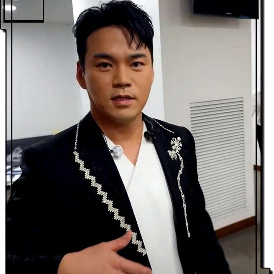Recent activity shot of Lee Jung