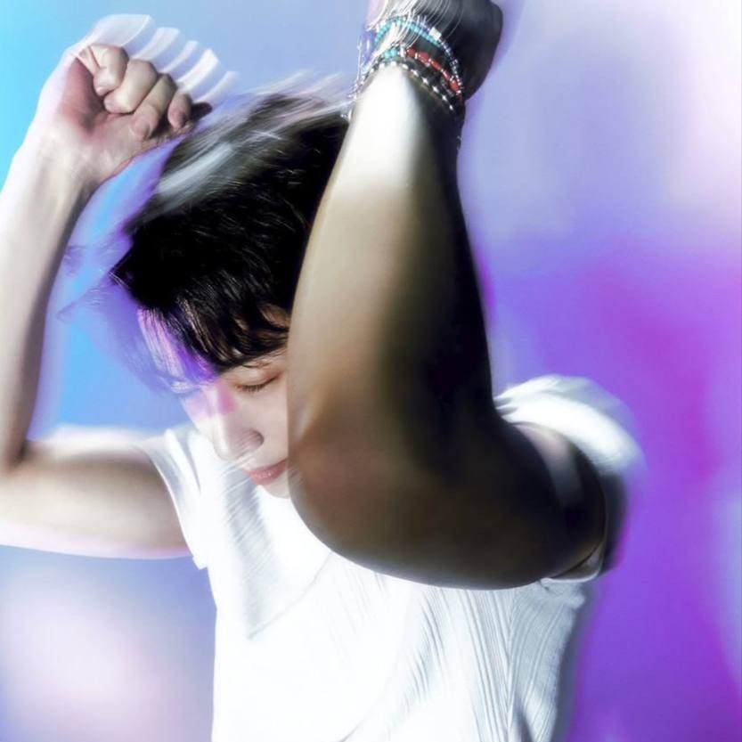 Behind-the-scenes cut of Cha Eunwoo