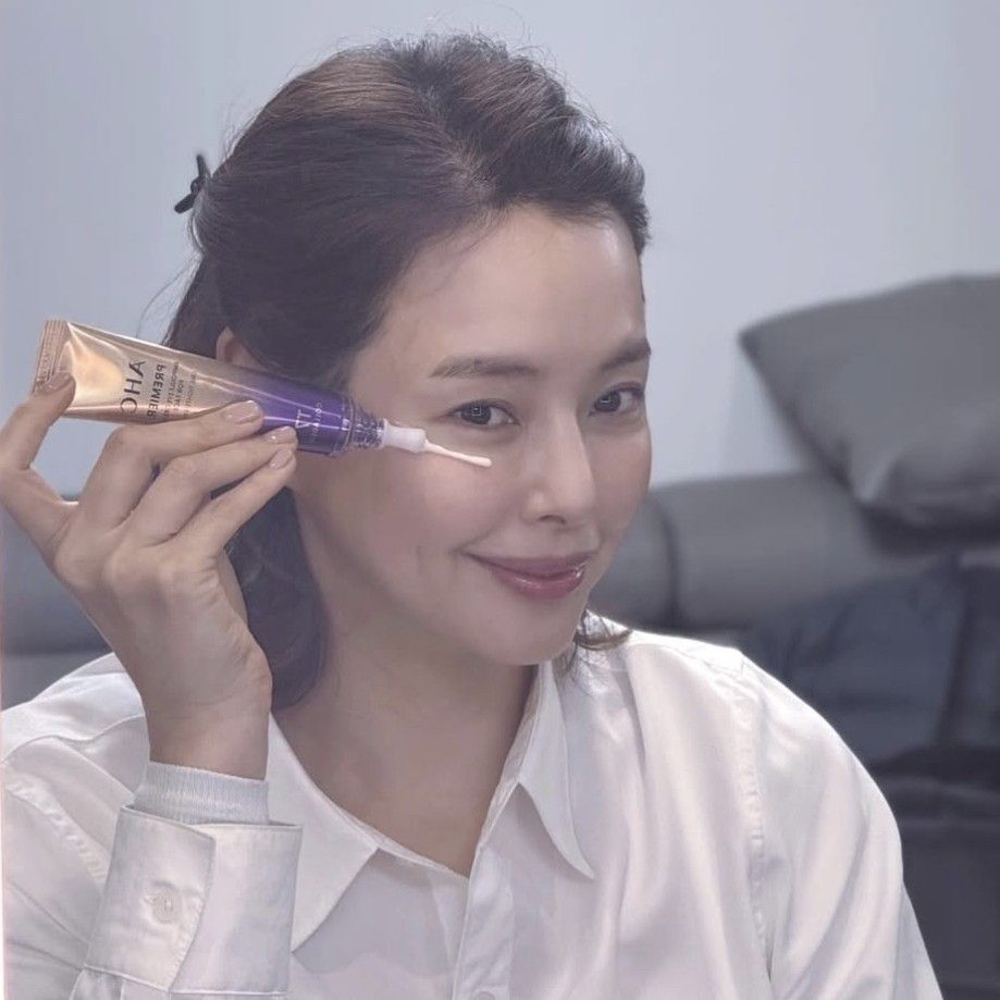 A moment captured by a fan of Lee Hanee