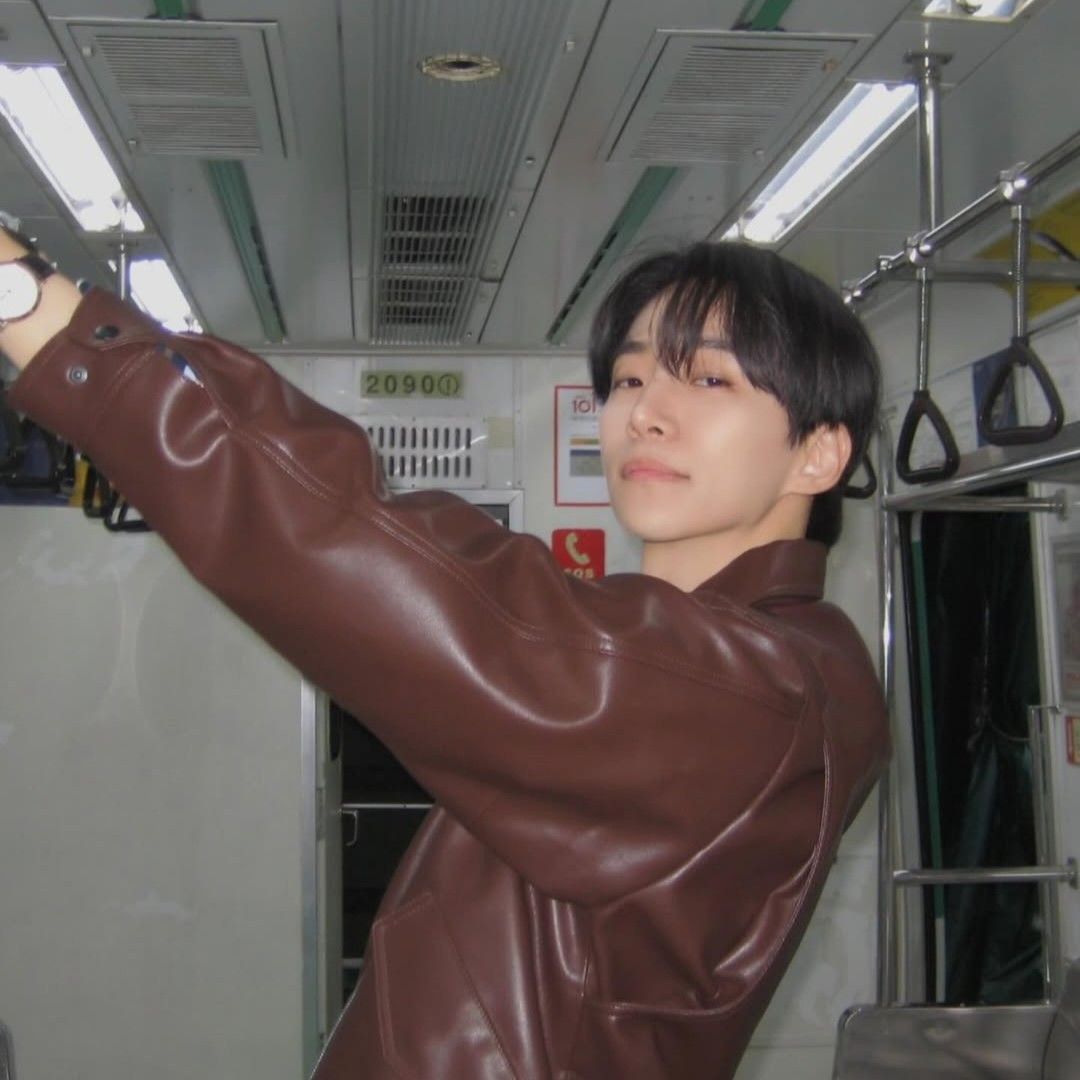 粉丝拍下的李俊昊瞬间