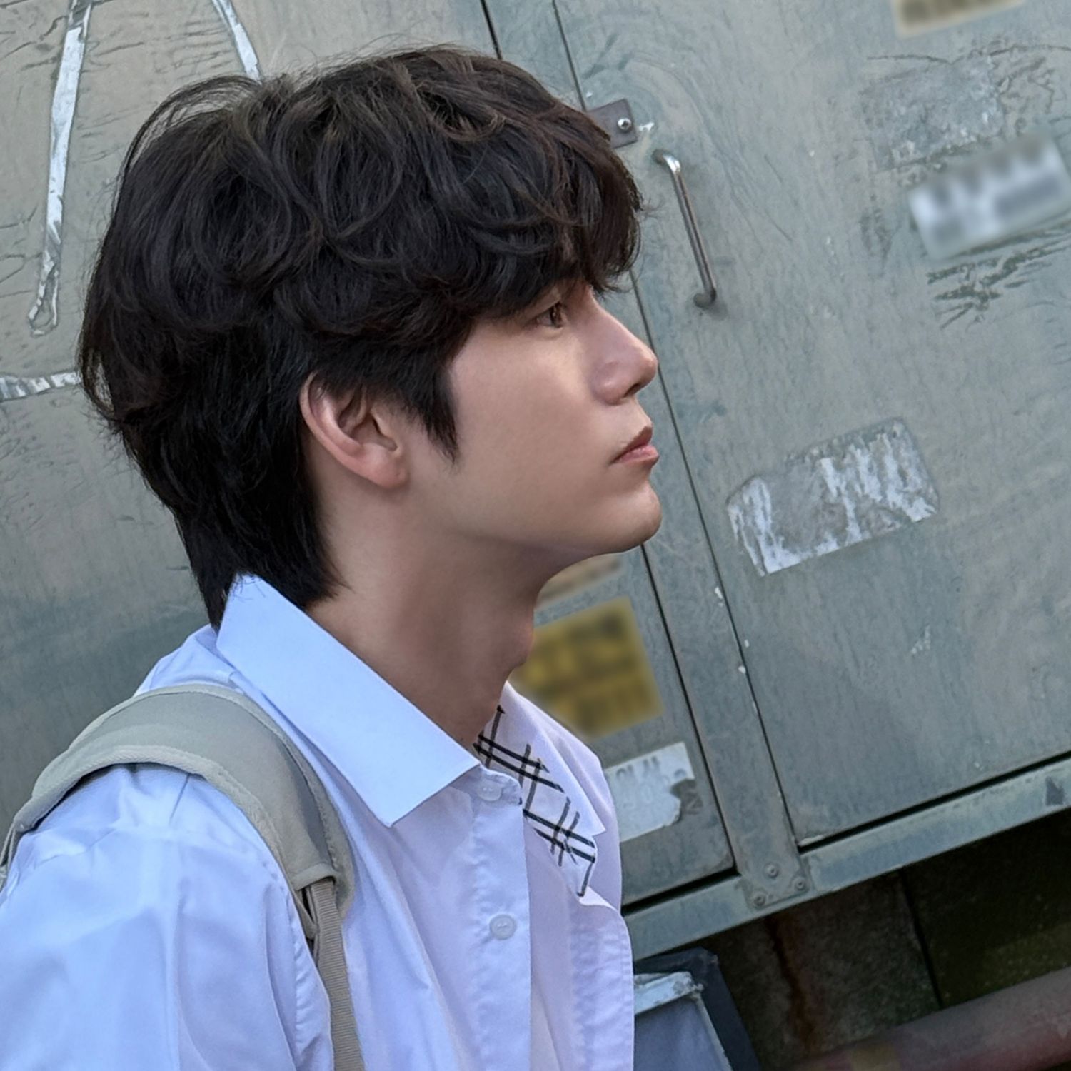 粉丝拍下的邕圣祐瞬间