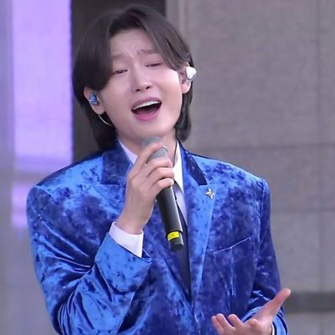 최애돌셀럽 커뮤니티 인기 폭발 포스트