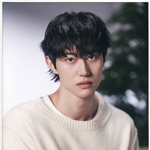 Representative photo of Kwak Dongyeon showing their charm