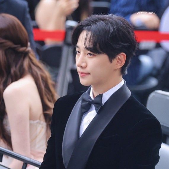 李俊昊的最新照片