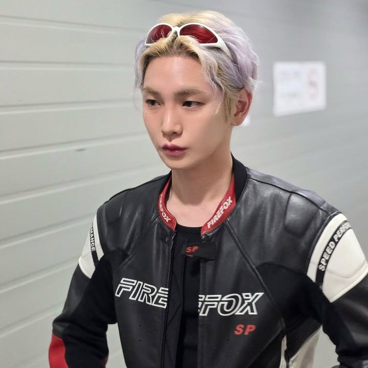Behind-the-scenes cut of Key