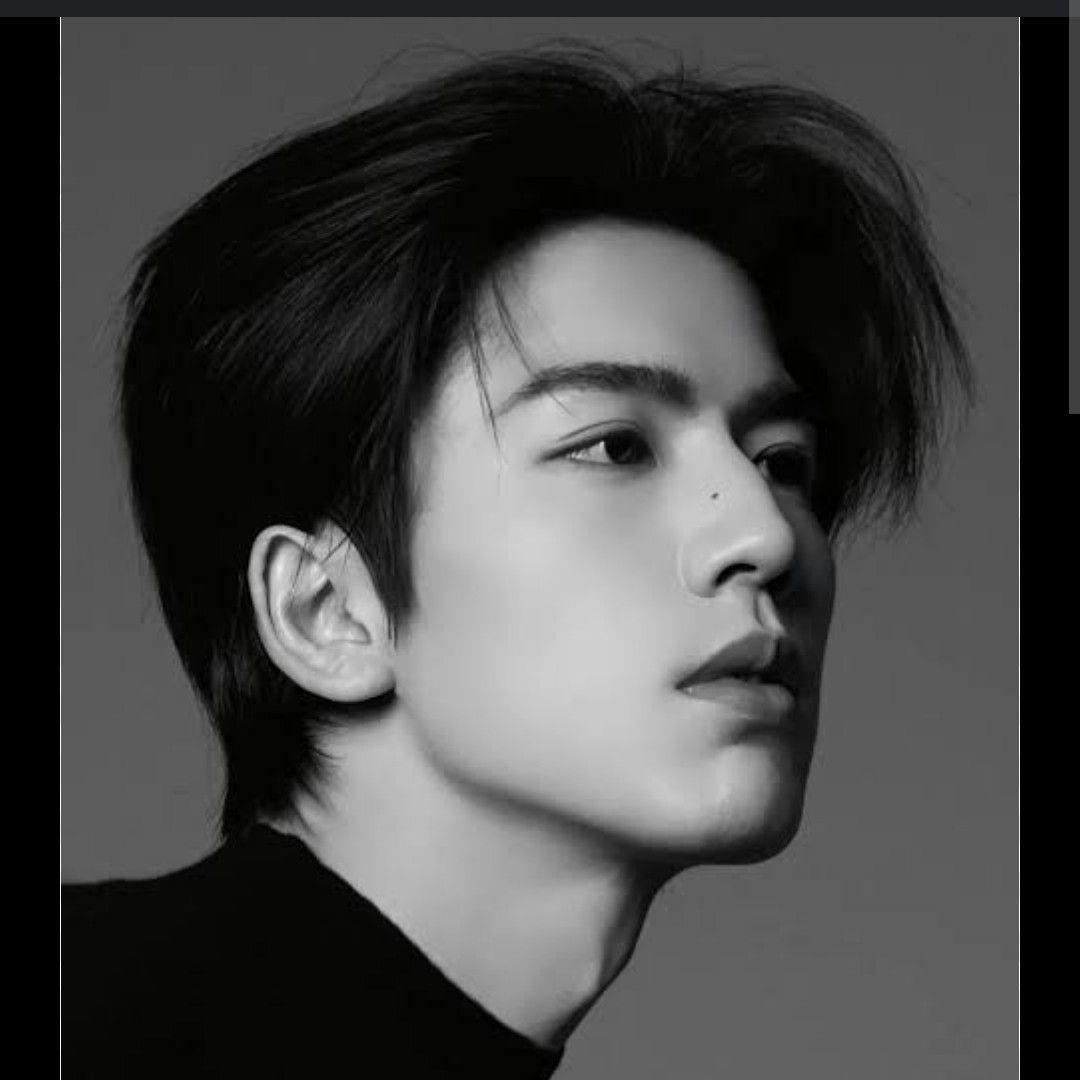 Latest photo of Zhang Linghe