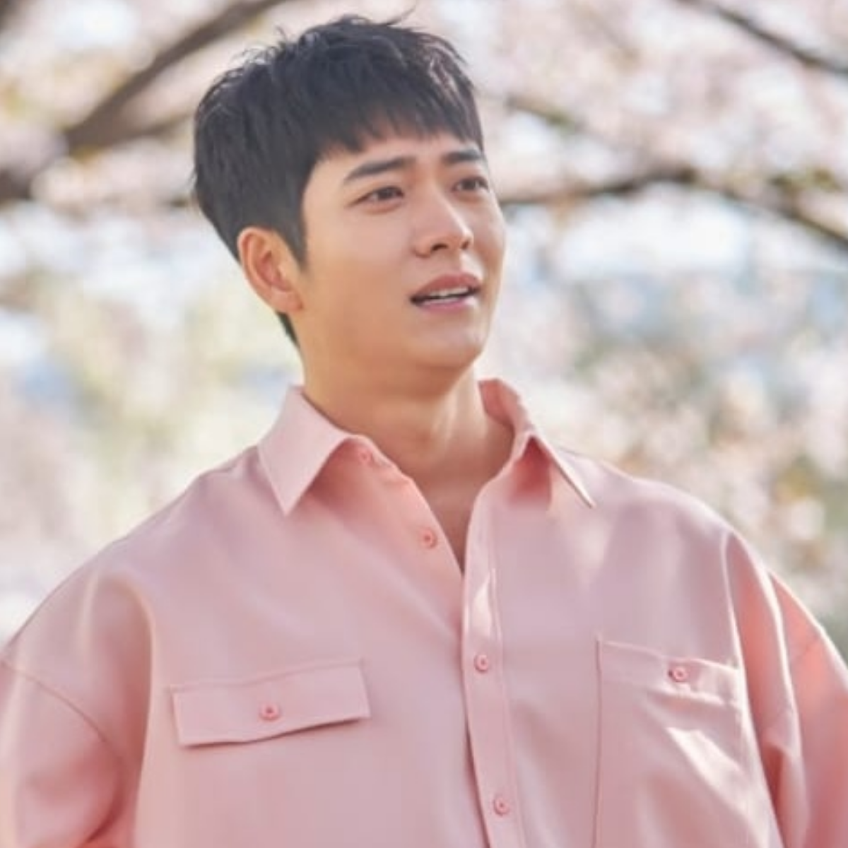 Behind-the-scenes cut of Kang Taeoh