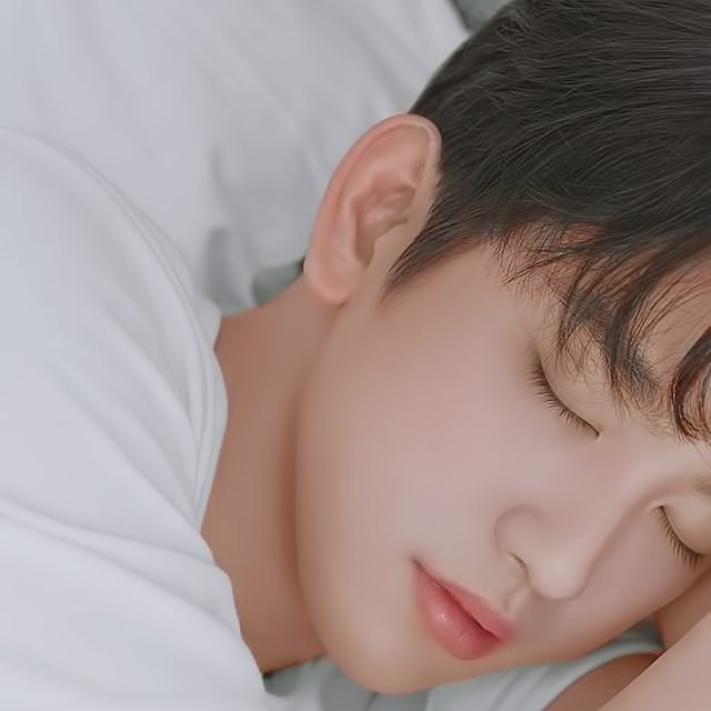 Recent activity shot of Park Jinyoung