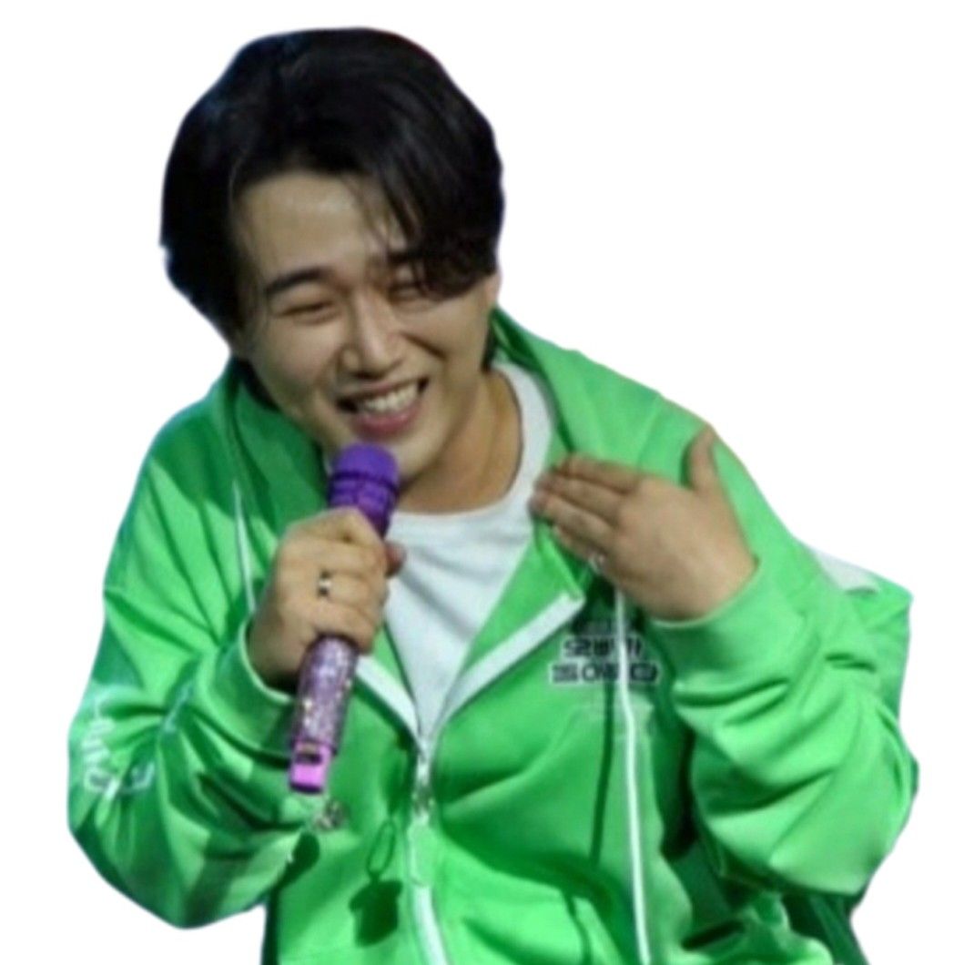 A moment captured by a fan of Hwang Youngwoong