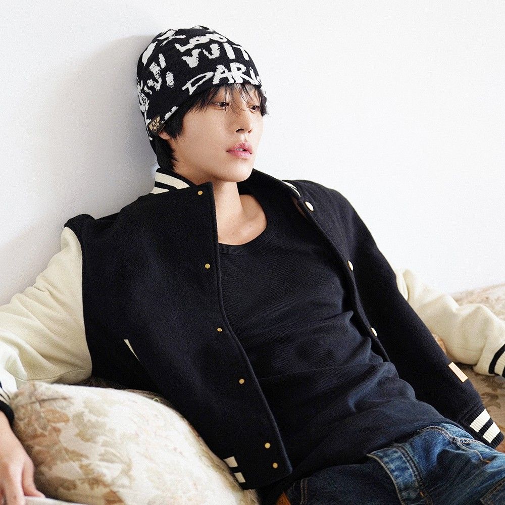 Recent activity shot of Ahn Hyoseop