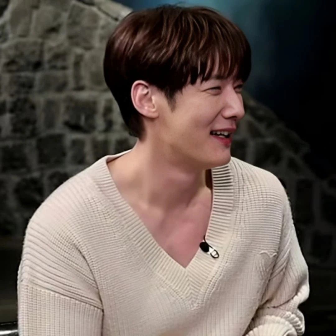 Behind-the-scenes cut of Choi Jinhyuk