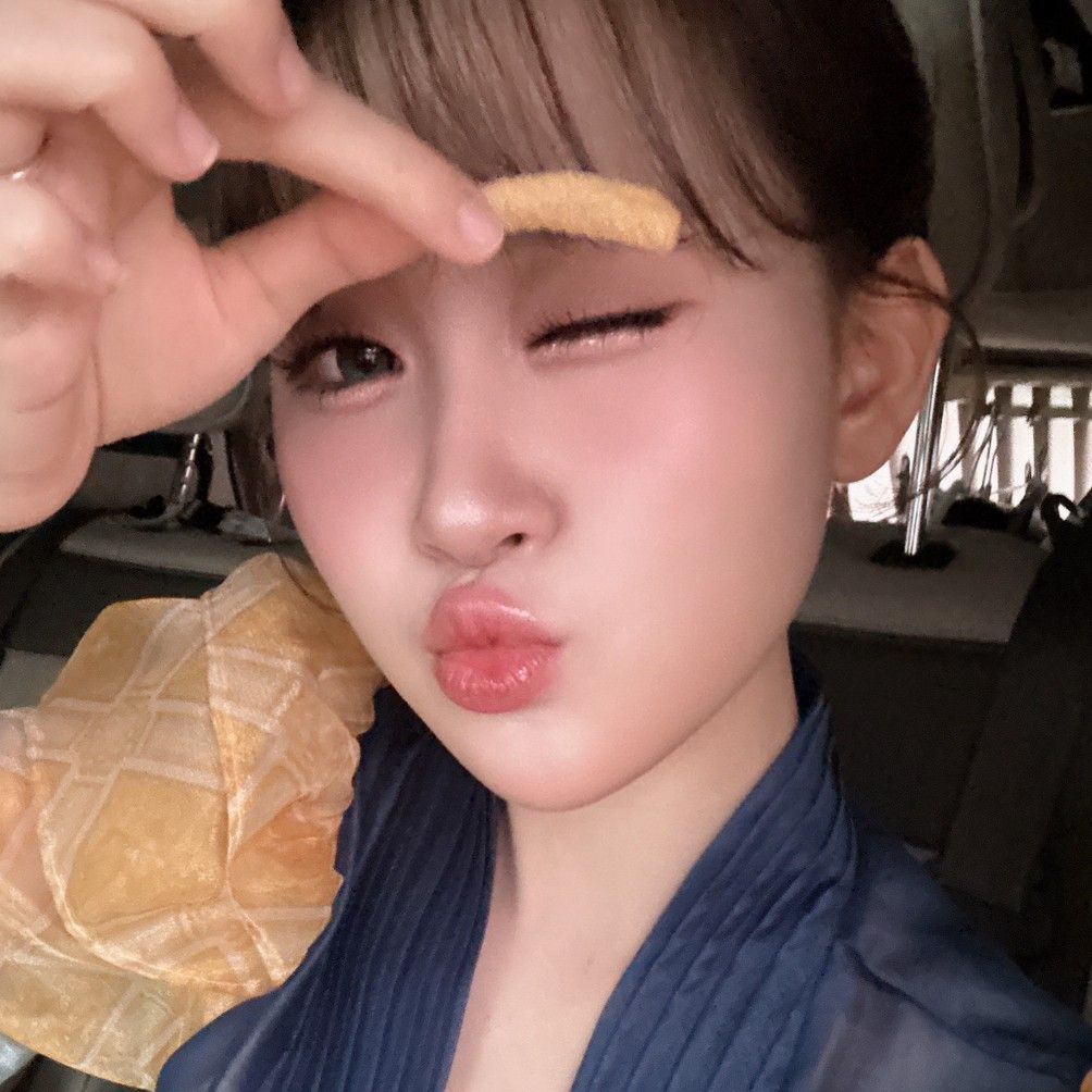 Latest photo of Kim Dahyun