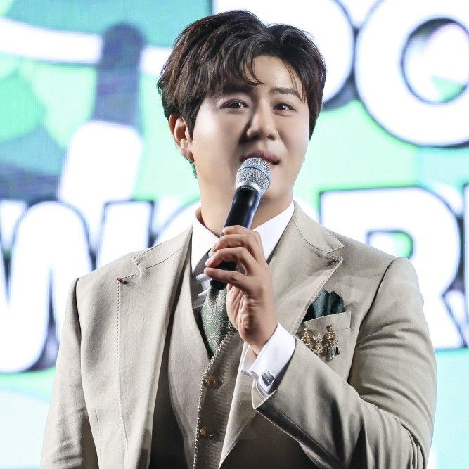 진해성의 비하인드 컷