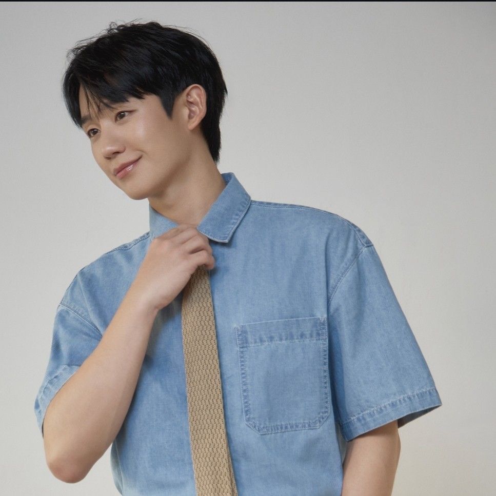 Recent activity shot of Jung Haein
