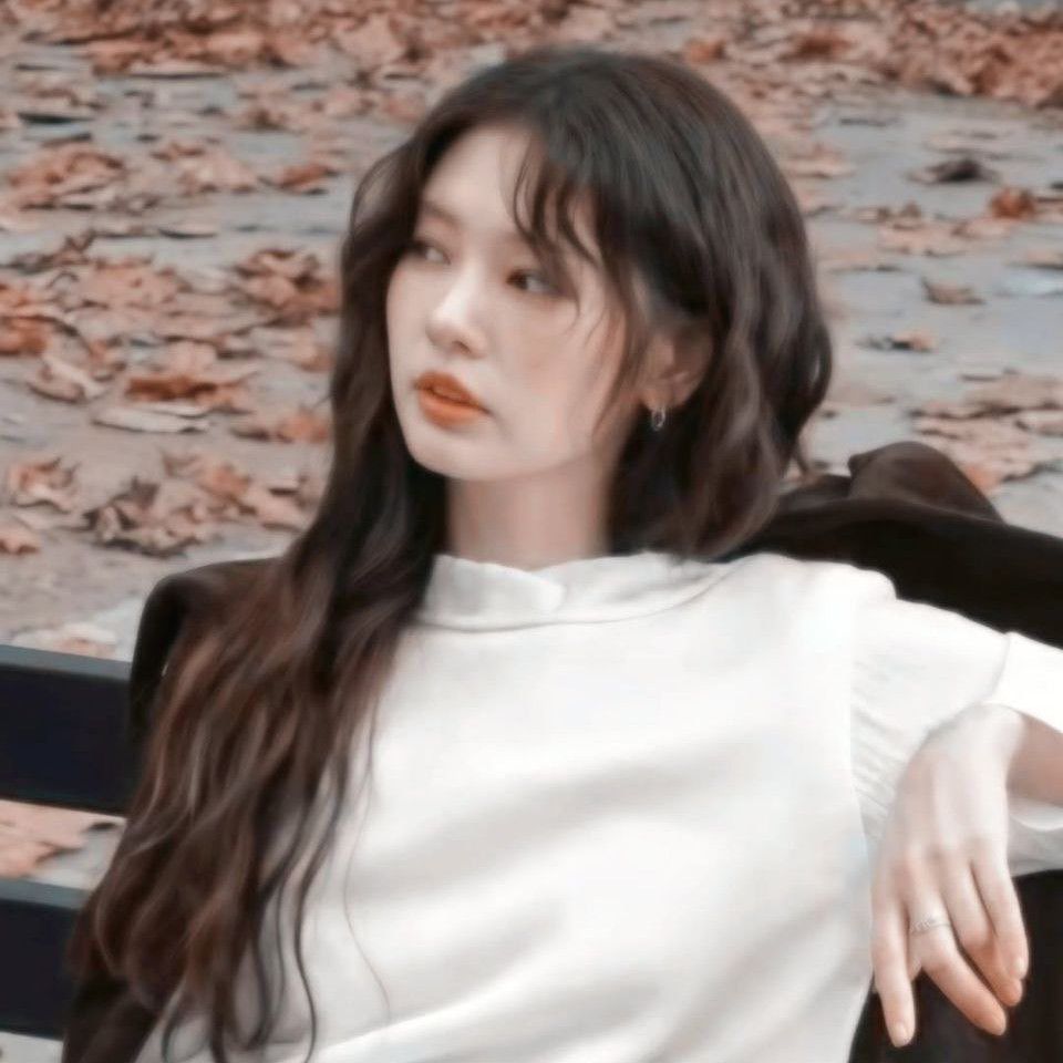 Recent activity shot of Jung Somin