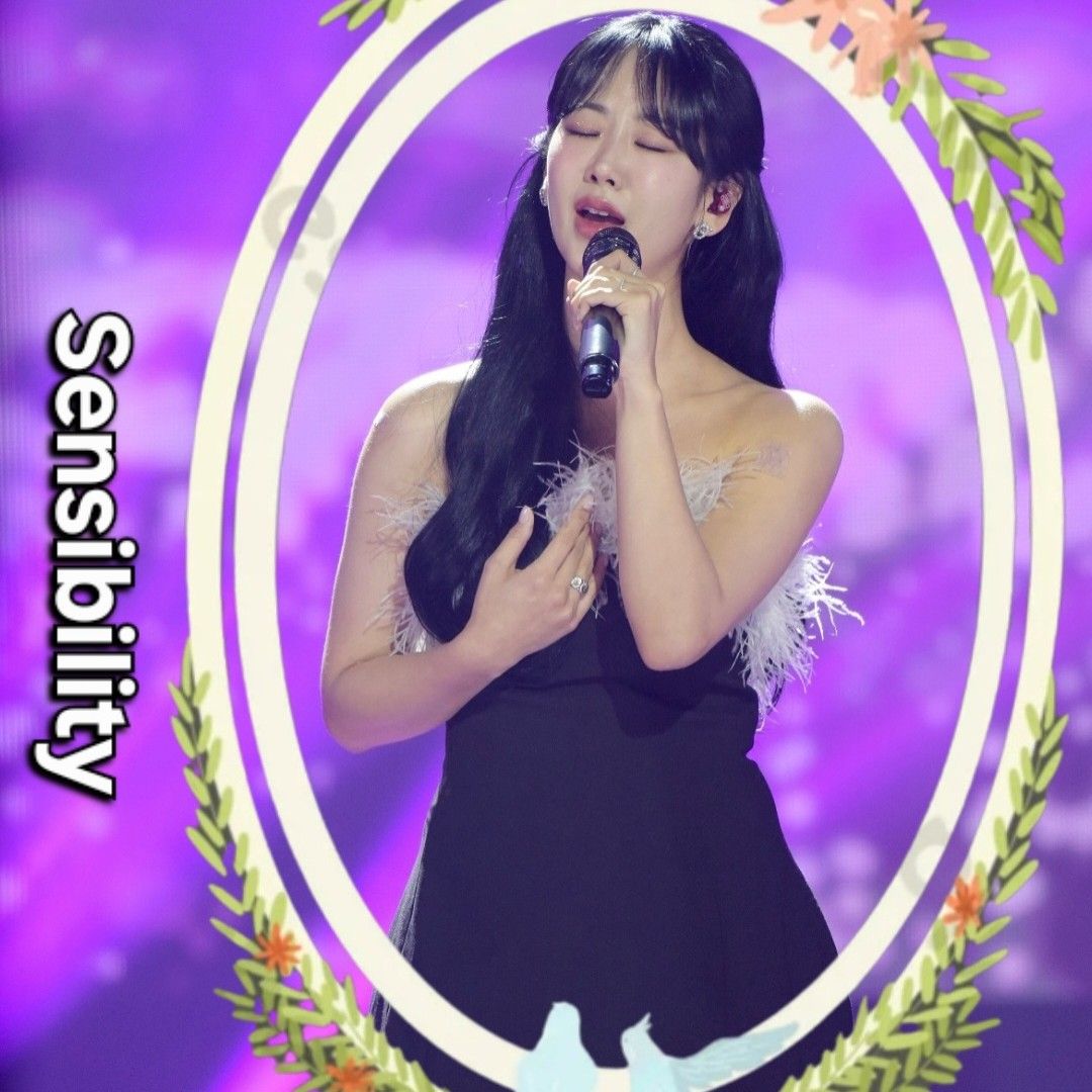 A moment captured by a fan of Kang Hyeyeon