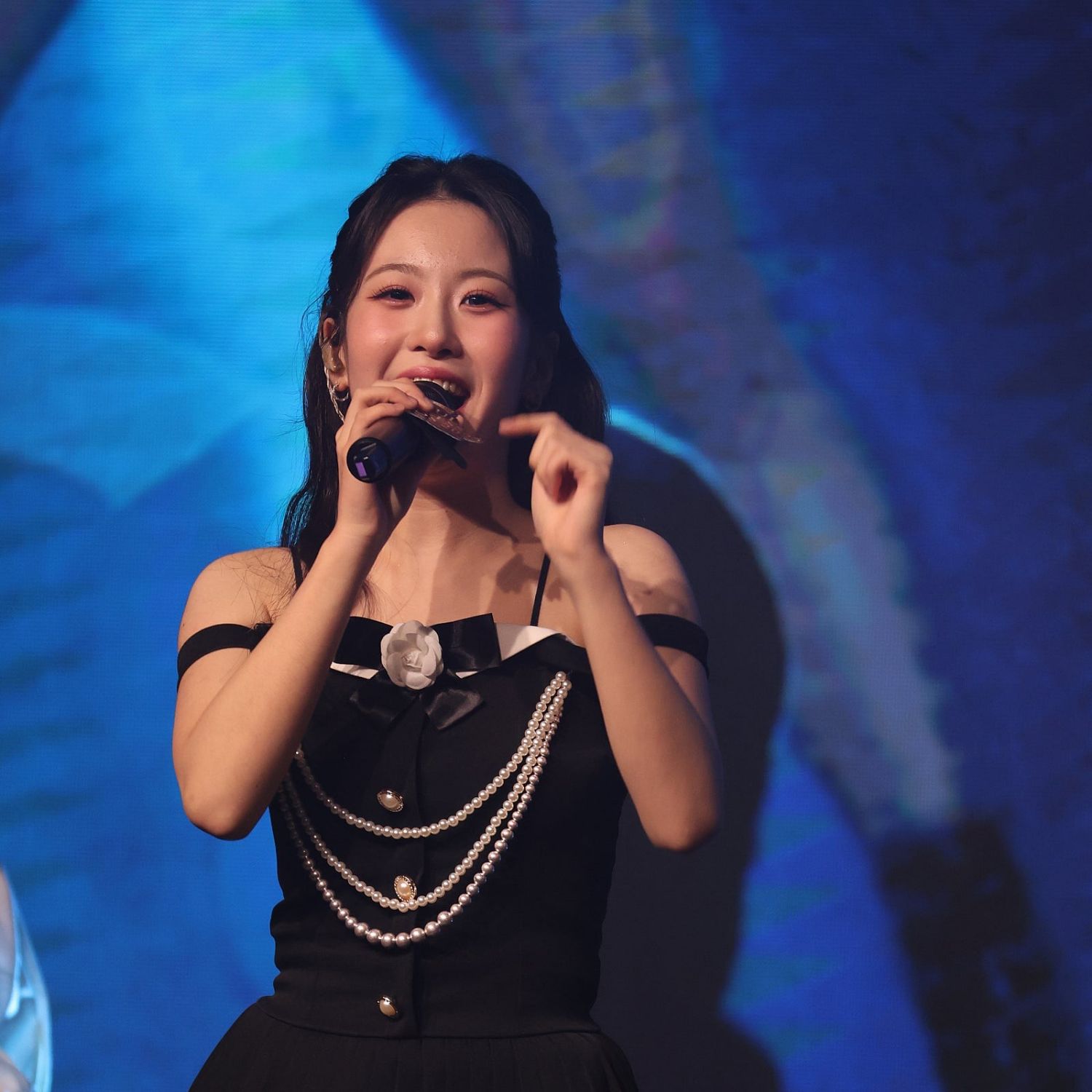 Cuplikan di balik layar dari Oh Yujin