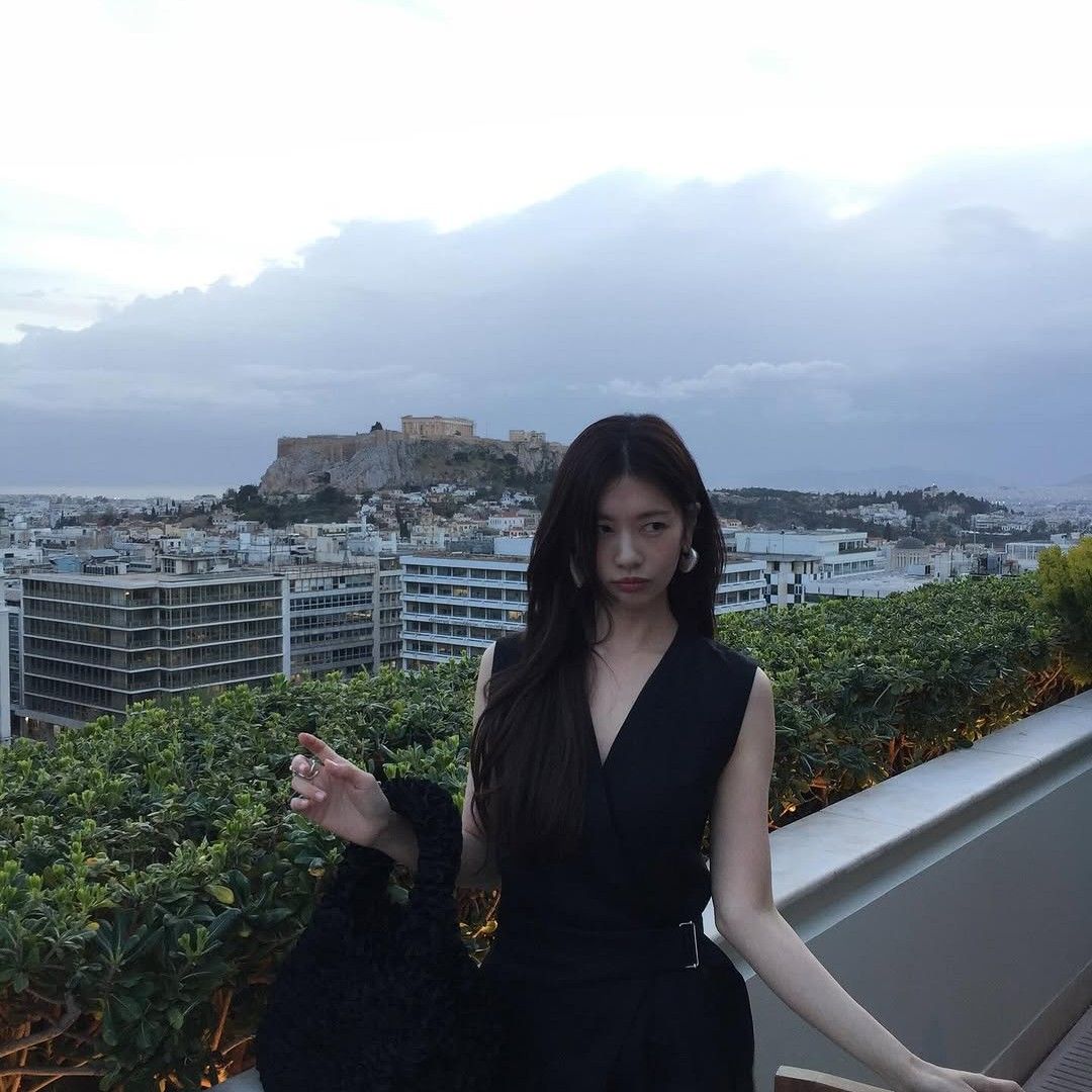 Behind-the-scenes cut of Jung Somin