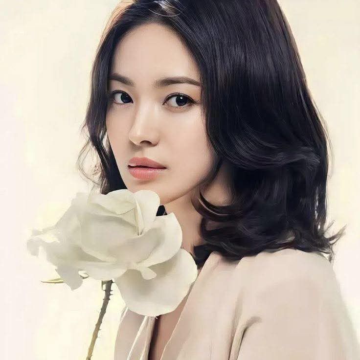 A moment captured by a fan of Song Hyekyo