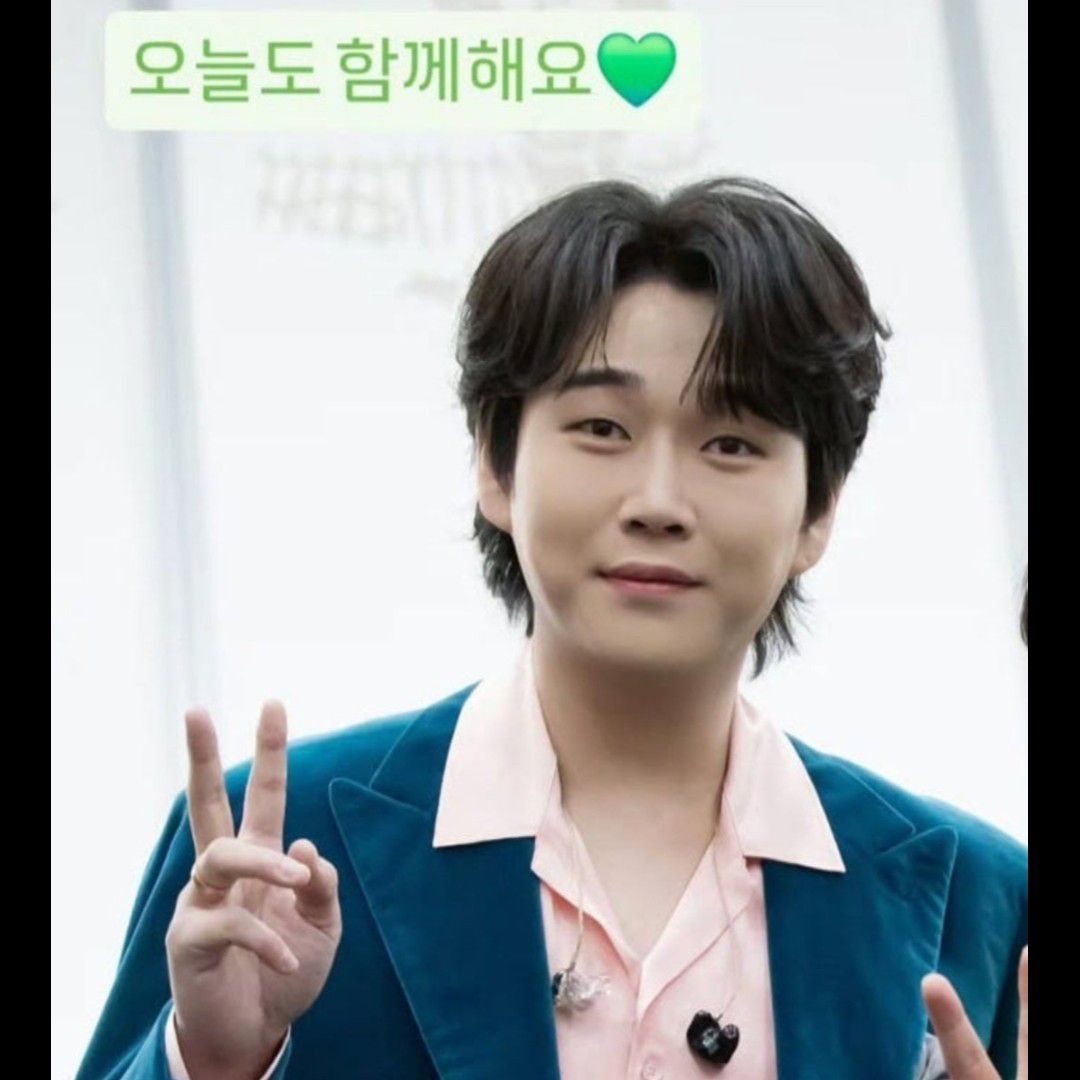 Latest photo of Hwang Youngwoong