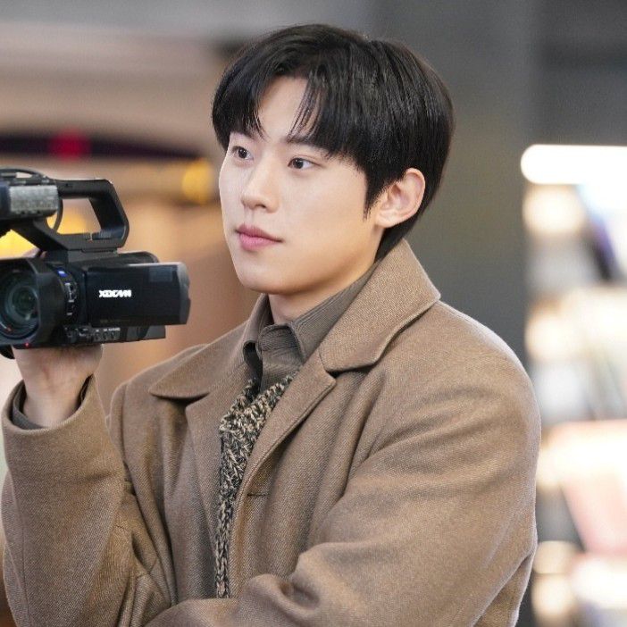 A moment captured by a fan of Kim Sungcheol