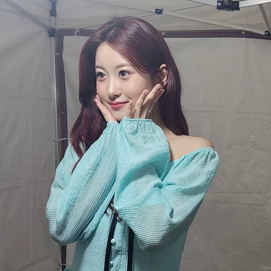 Recent activity shot of Oh Yujin