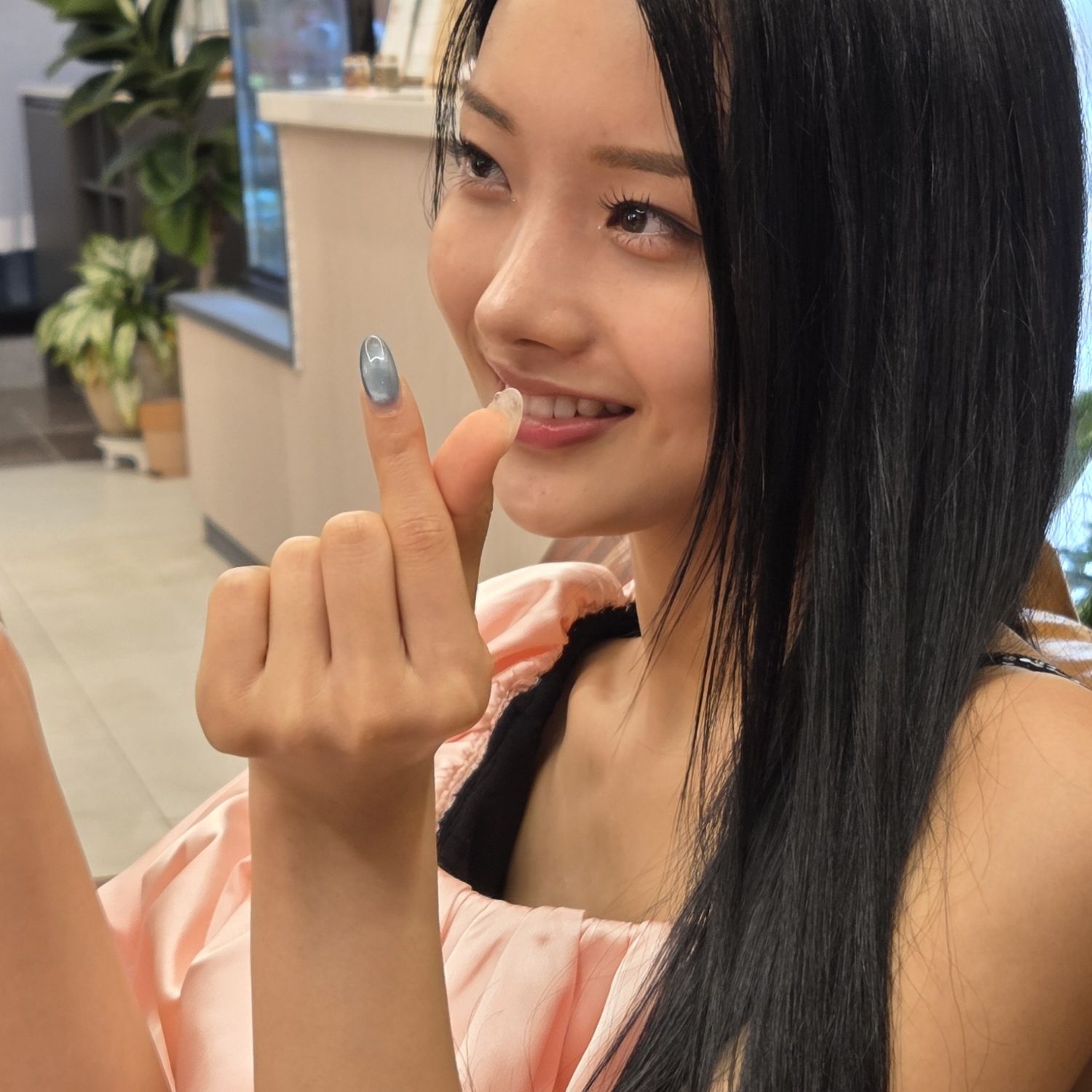 A moment captured by a fan of Kim Soyeon (2004)