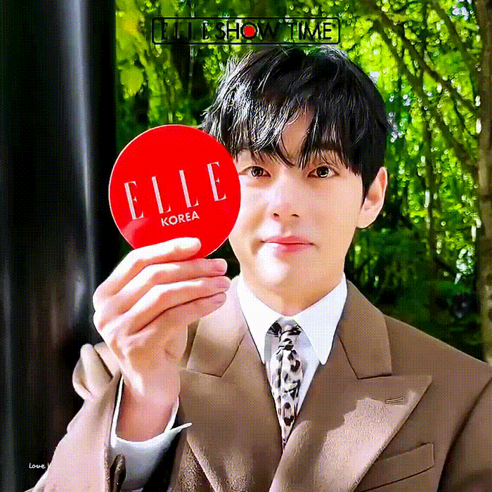 Foto terbaru dari Kim Taehyung (V)