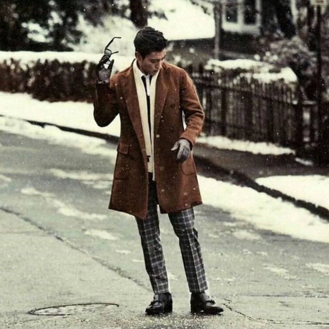 Behind-the-scenes cut of T.O.P