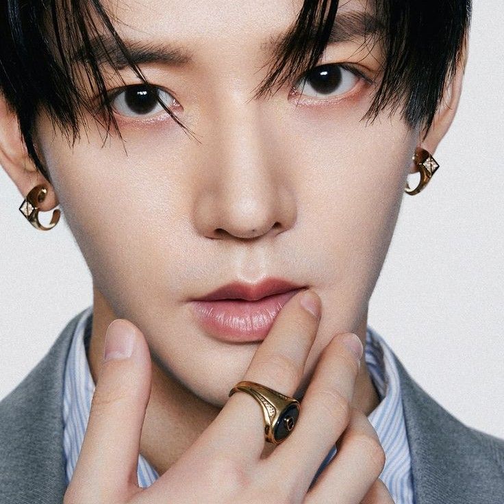 A moment captured by a fan of Deng Wei