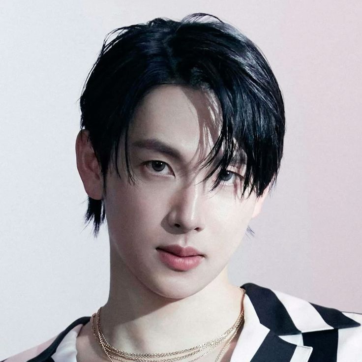 Recent activity shot of Lim Siwan