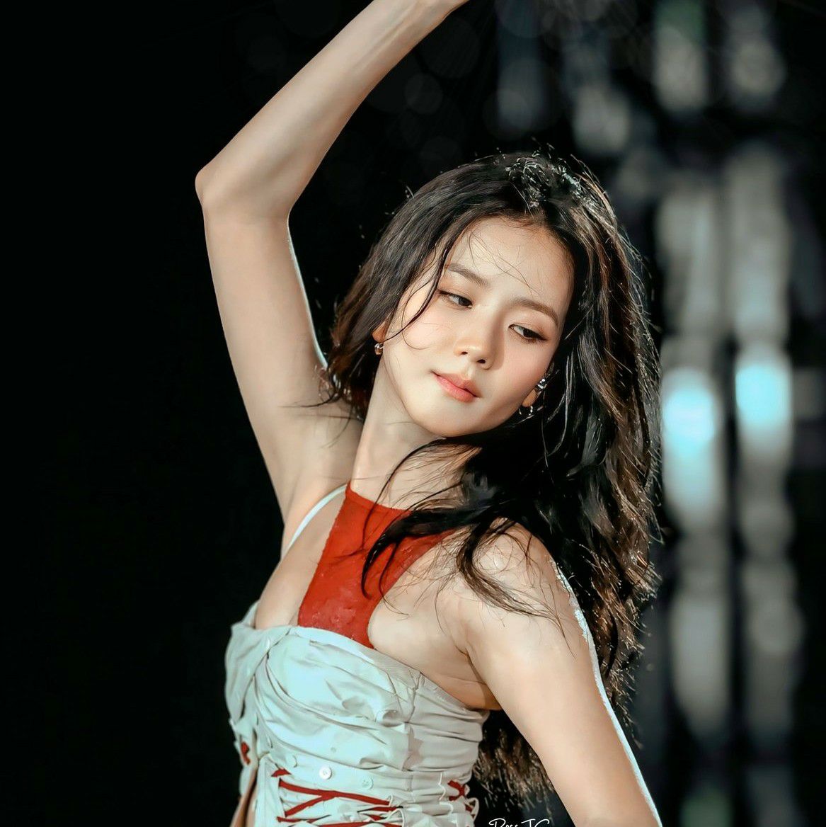 Latest photo of Jisoo (1995)