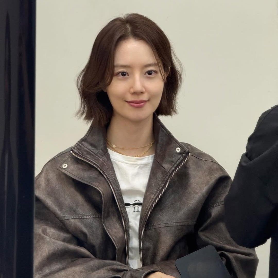 Recent activity shot of Moon Chaewon