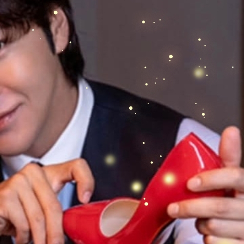 Latest photo of Jang Geunsuk