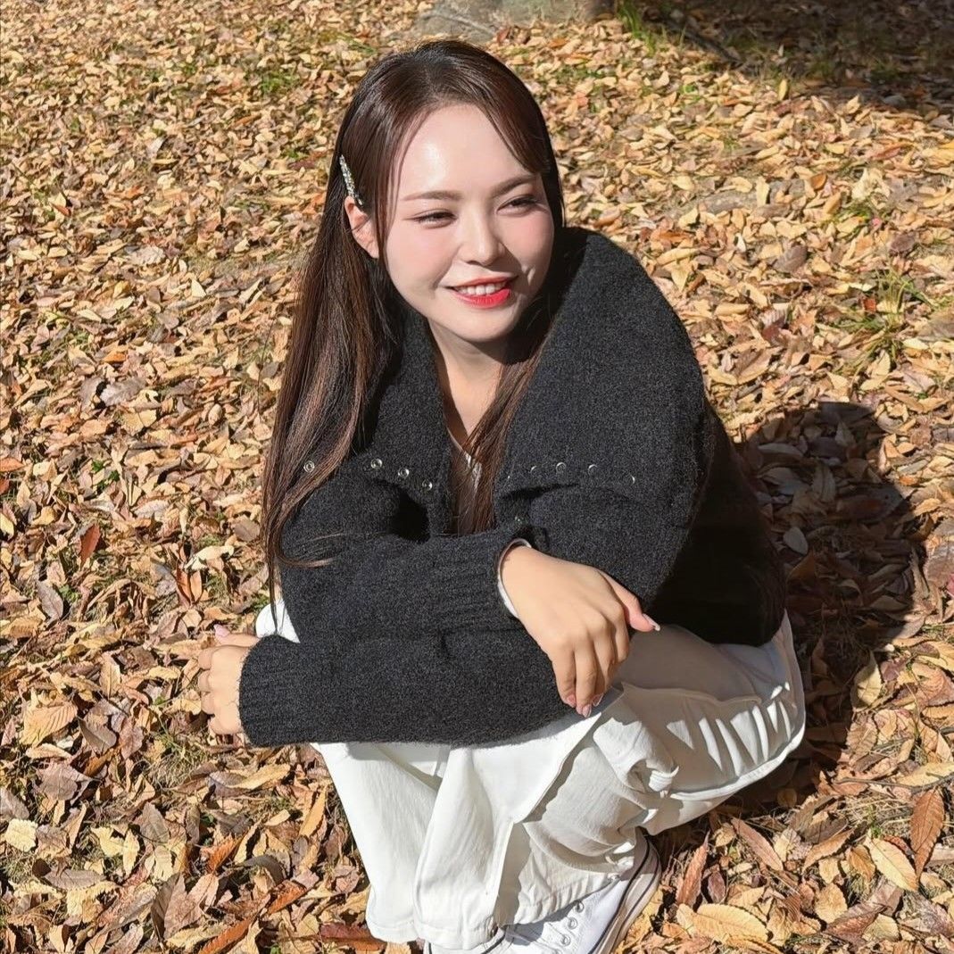 A moment captured by a fan of Miss Kim