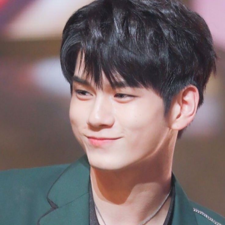 A moment captured by a fan of Ong Seongwu