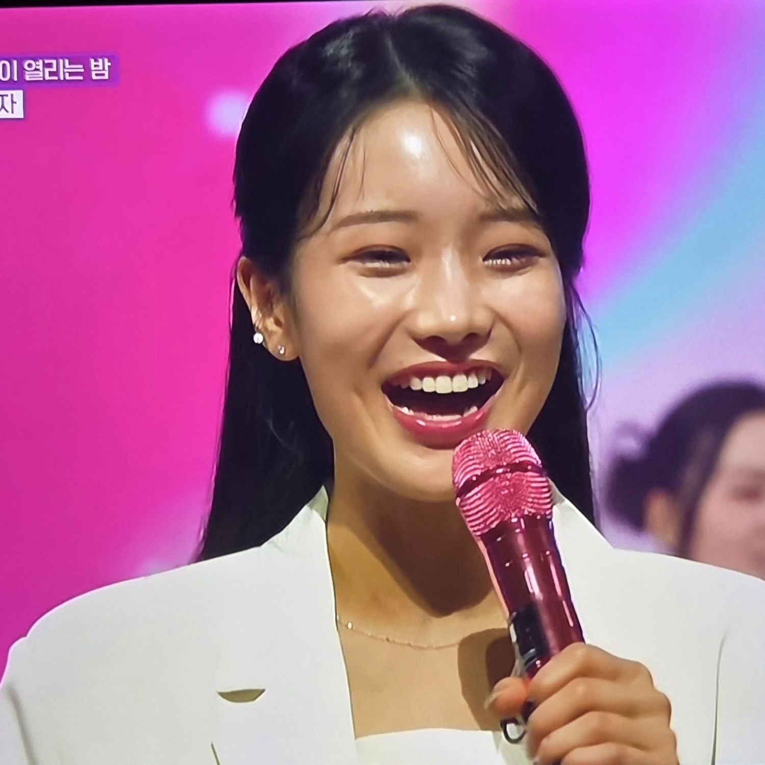 A moment captured by a fan of Kim Soyeon (2004)