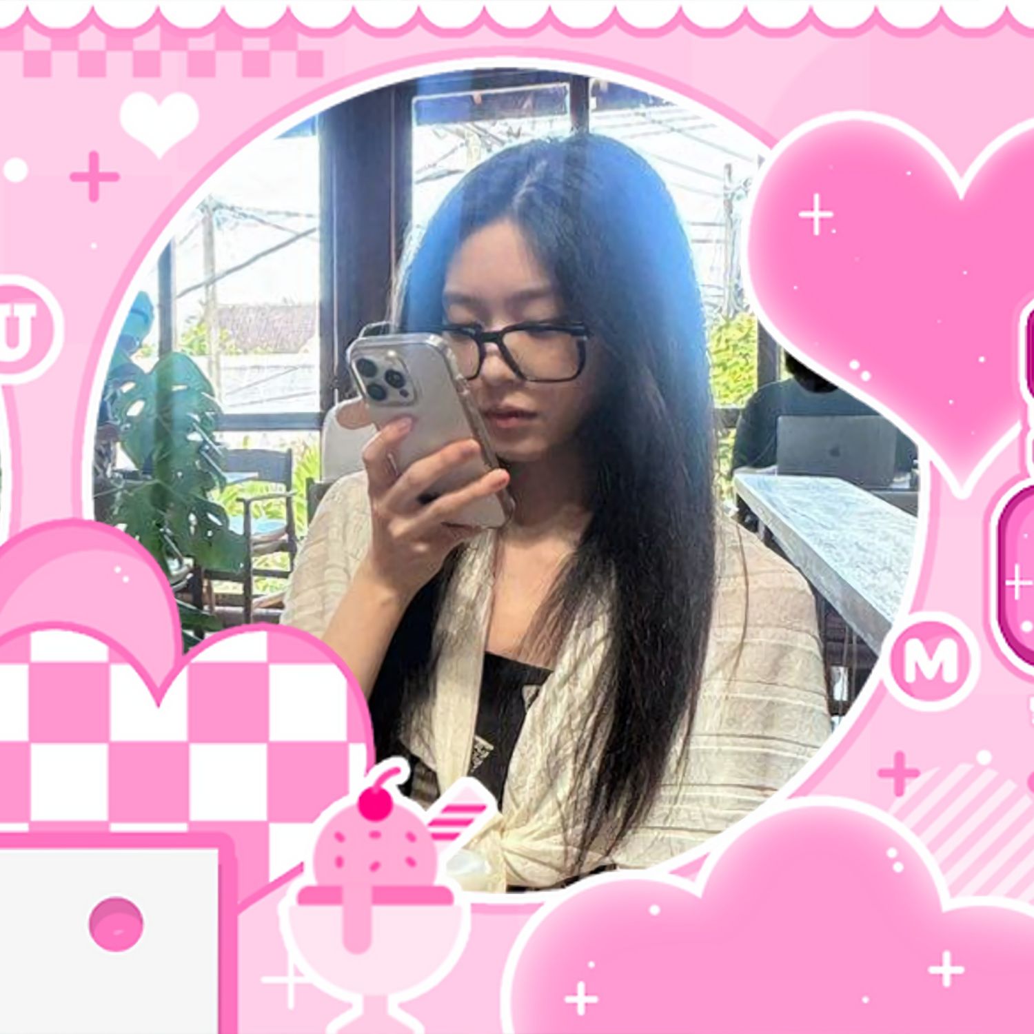 Behind-the-scenes cut of Kim Minju