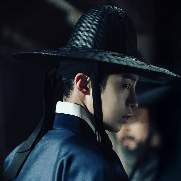 Recent activity shot of Lee Jaewook