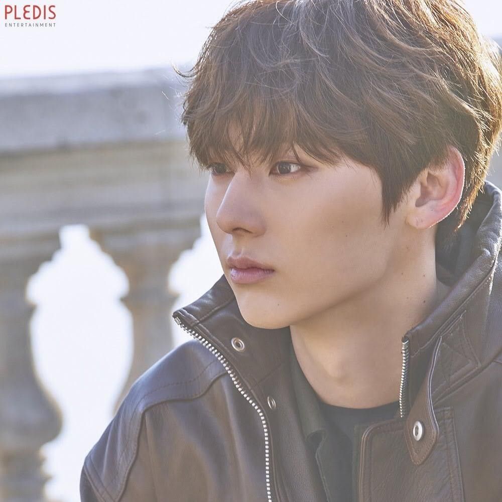 Behind-the-scenes cut of Hwang Minhyun