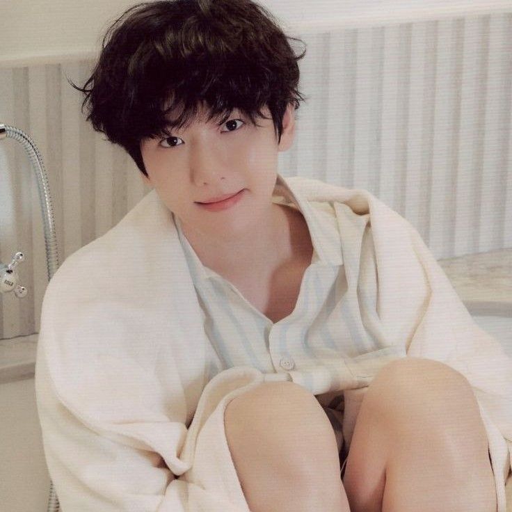 Recent activity shot of Baekhyun