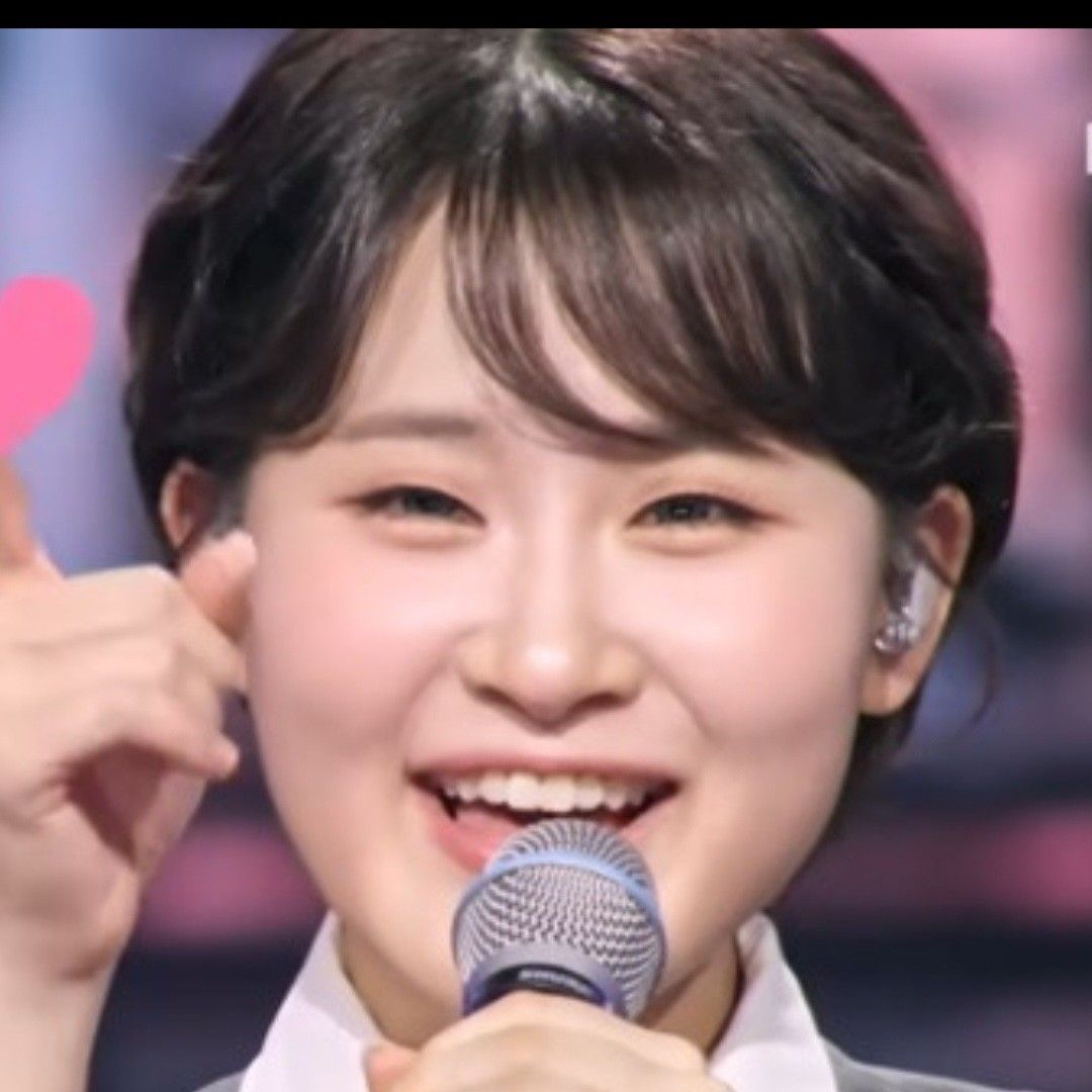 Latest photo of Kim Dahyun