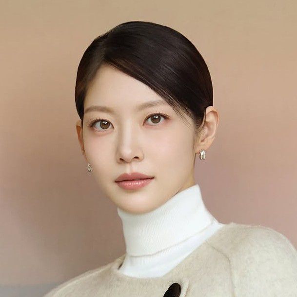 Behind-the-scenes cut of Gong Seungyeon