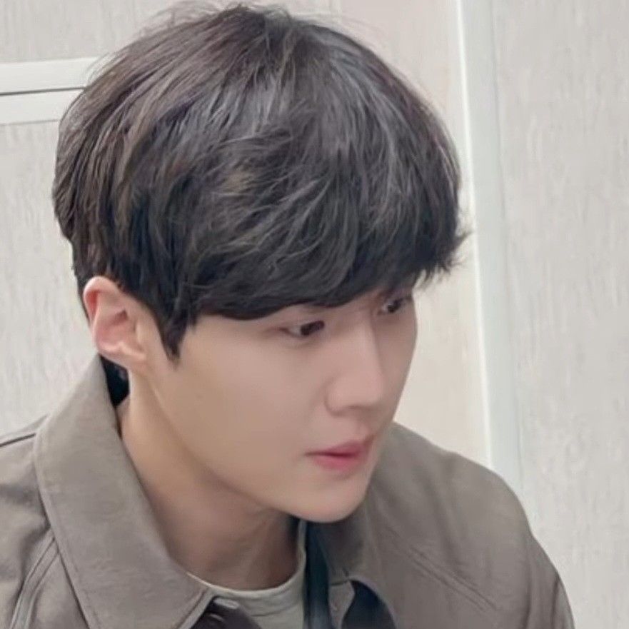 Latest photo of Kim Seonho