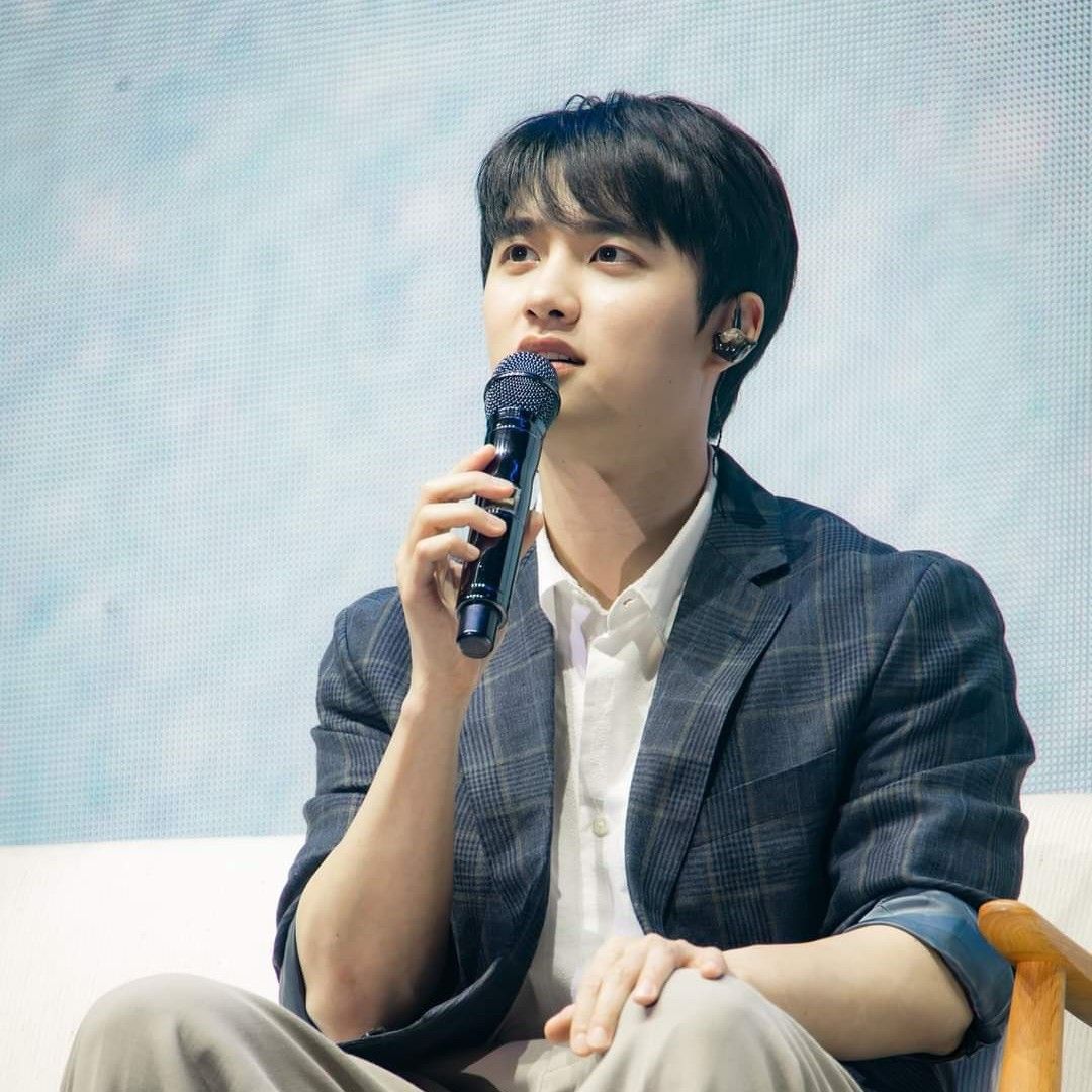 Momen yang diabadikan oleh penggemar Doh Kyungsoo (D.O.)